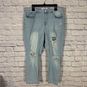 Judy Blue Boyfriend Distressed Destroyed Super Light Wash Jeans Plus Size 20W